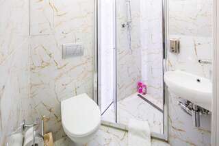 Апартаменты Deluxe apartment in Horodotska 33 Львов Апартаменты-32