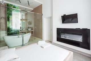 Апартаменты Deluxe apartment in Horodotska 33 Львов Апартаменты-96